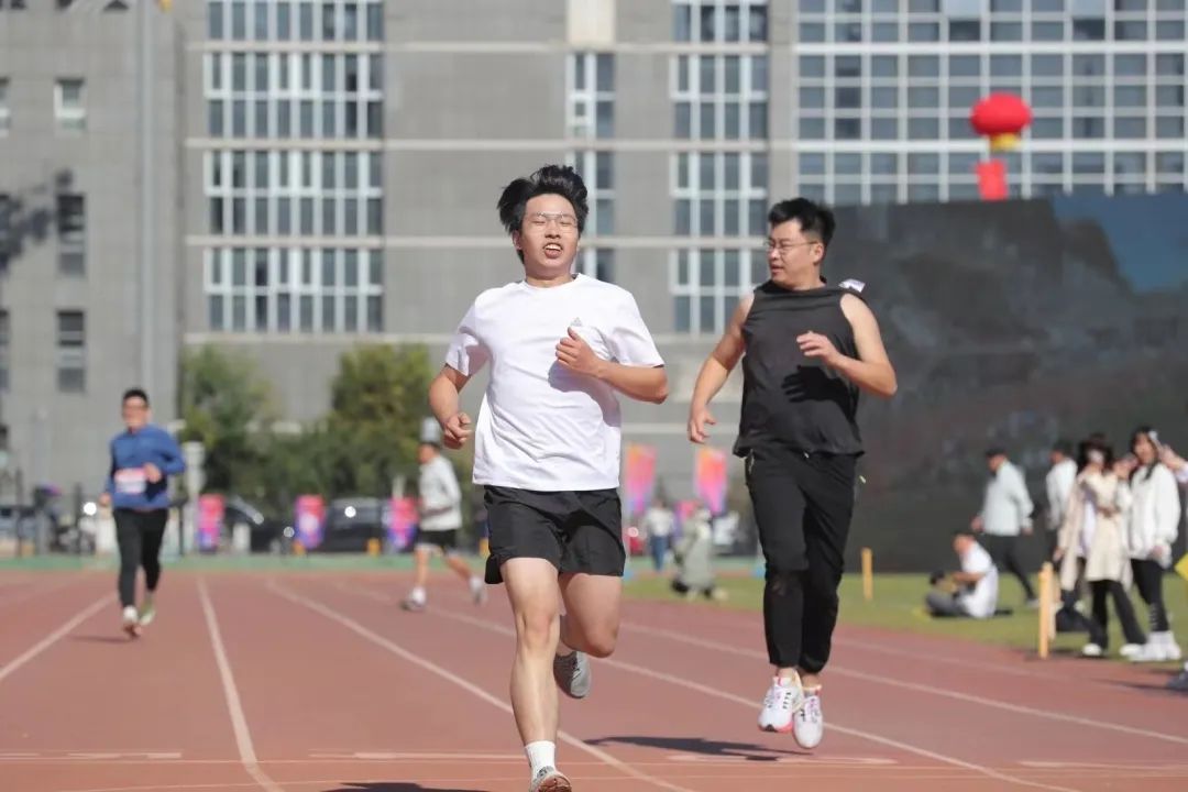 超燃超熱血！社科賽斯考研代表隊參加2023海淀街道首屆“同心杯”地區運動會！